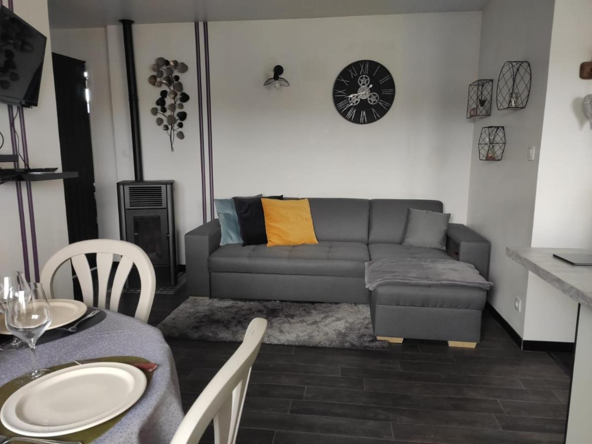 Appartement Cosy Centre-Ville Wifi Parking Charleville-Mézières Buitenkant foto